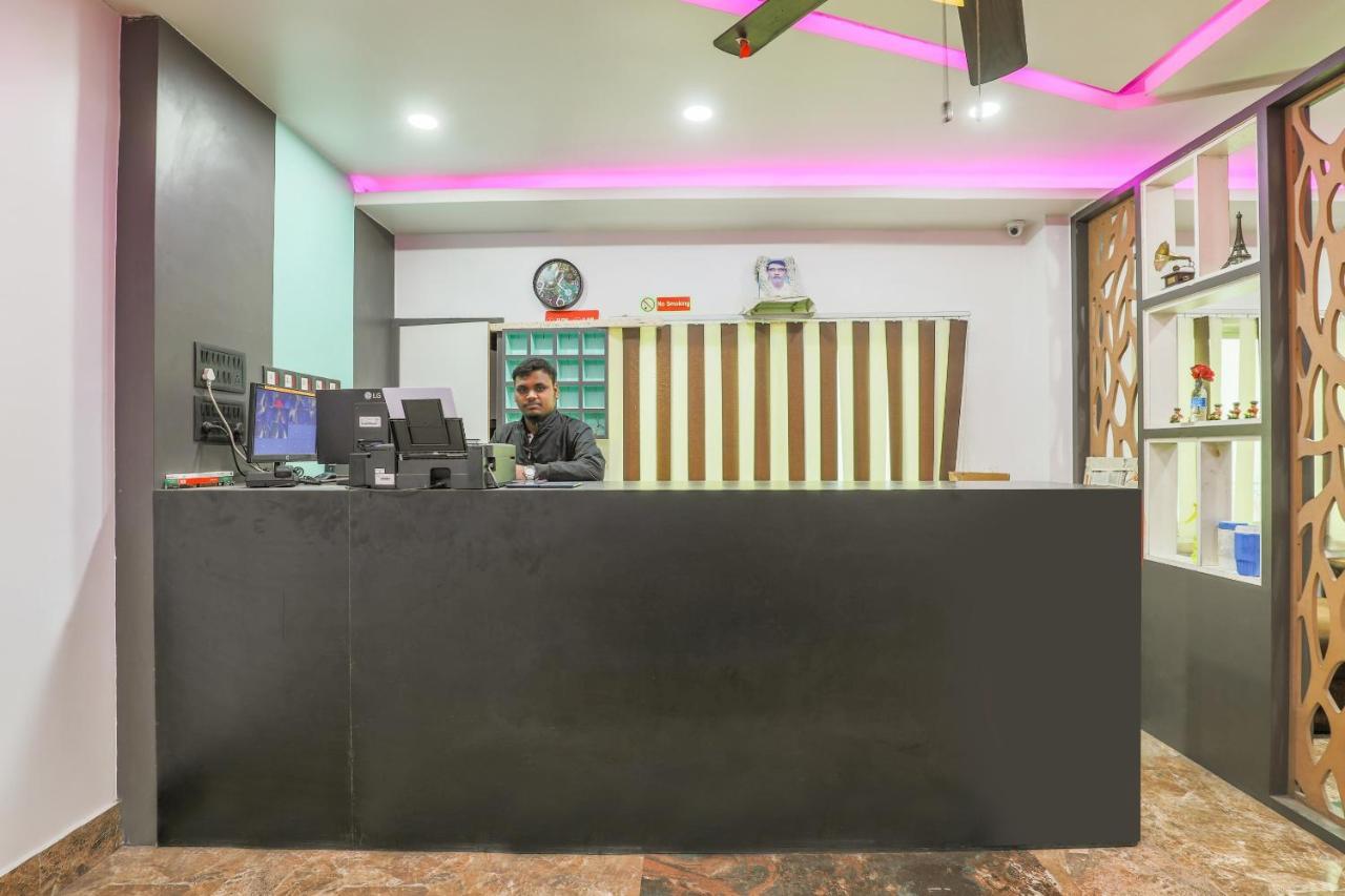 Oyo 14472 Brahmaputra Guest House Guwahati Exterior foto